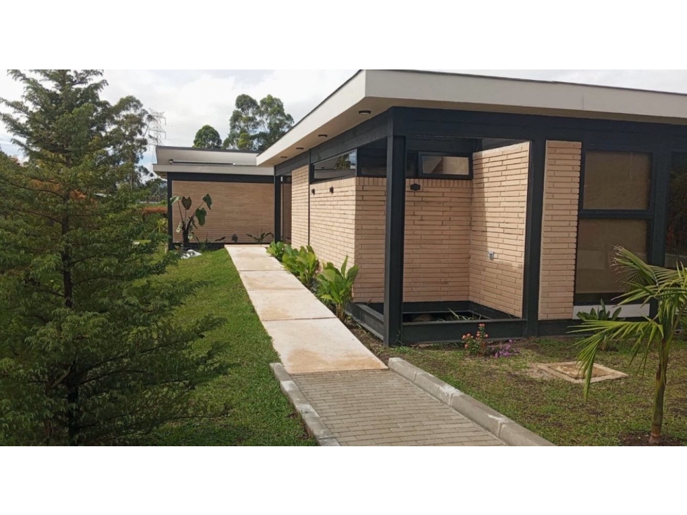 Vendo casas en Llano Grande, Jardines de Llano Grande 1 Nivel - 2