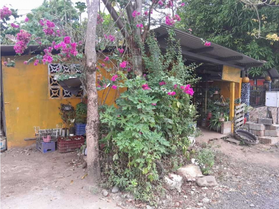 VENDO CASAS Y RESTAURANTE EN MARIATO - 2