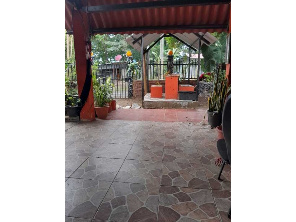 VENDO CASAS Y RESTAURANTE EN MARIATO - 4