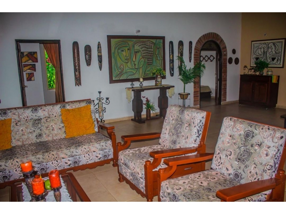 Vendo Chalet a 5 minutos del Aeropuerto El Eden — foto 5