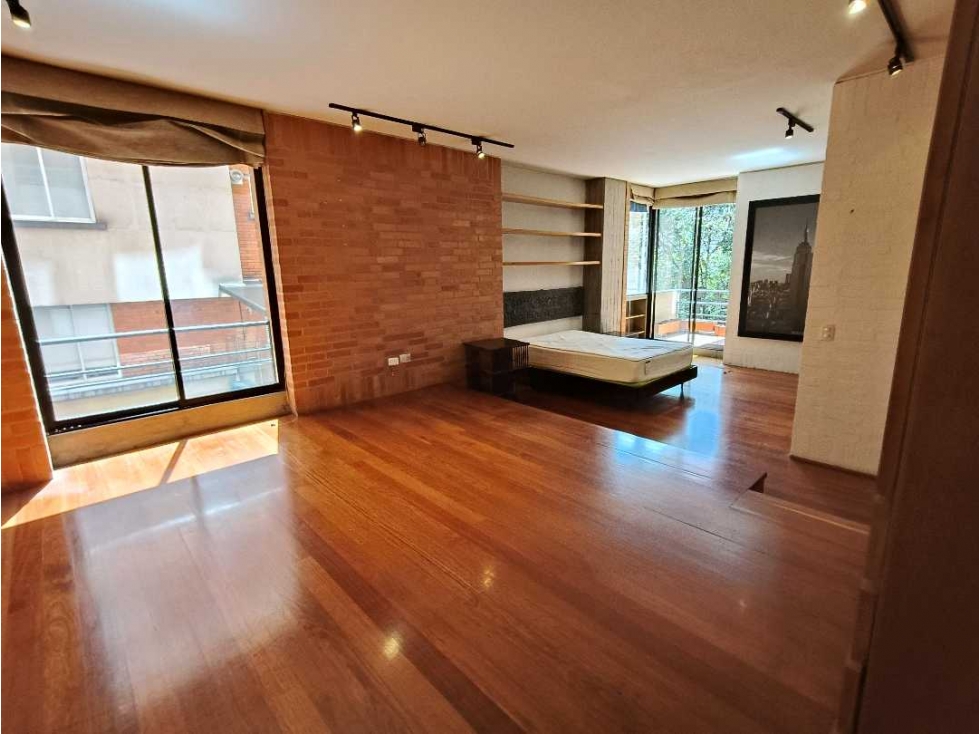 Vendo Chicó Cabrera: 2 alcobas 2 balcones 2 garajes — foto 6