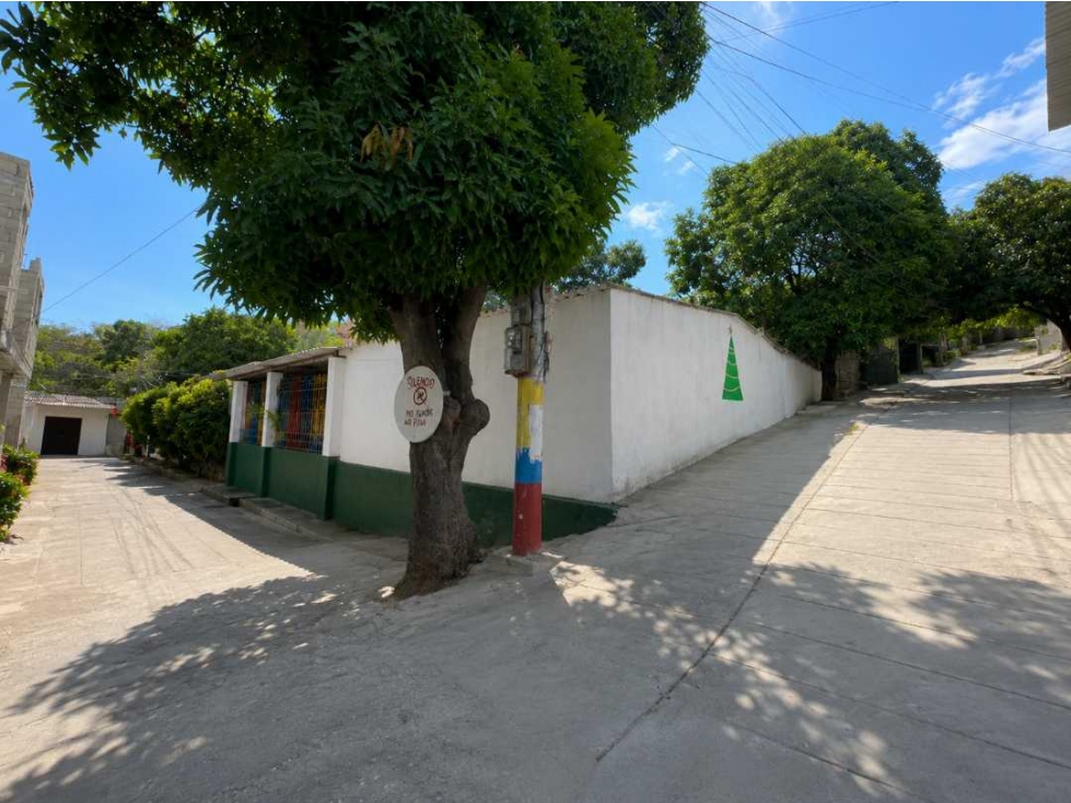 Vendo local comercial en Santa Marta Gaira