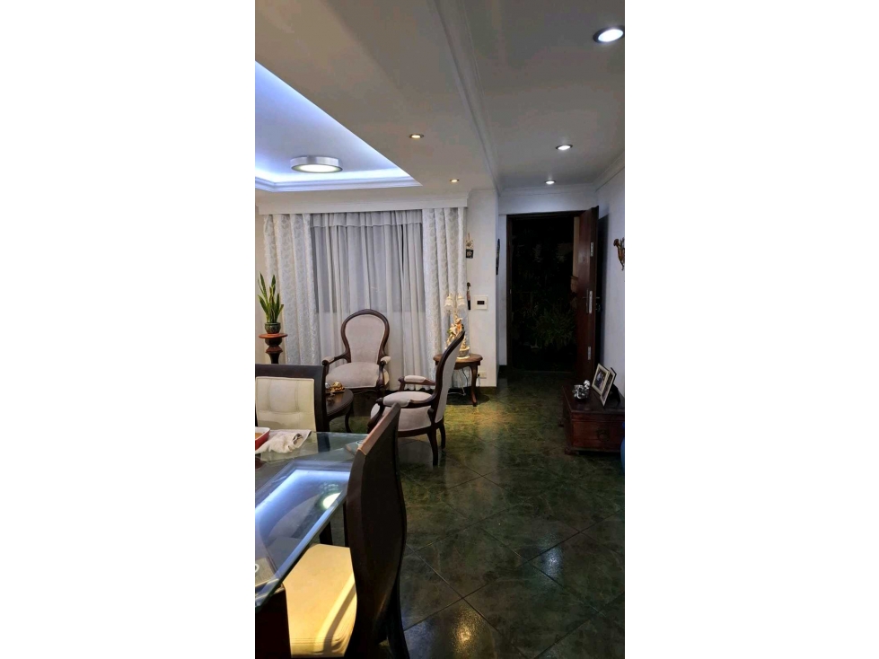 VENDO CONFORTABLE CASA TERCER PISO EN GUAYABAL — foto 3