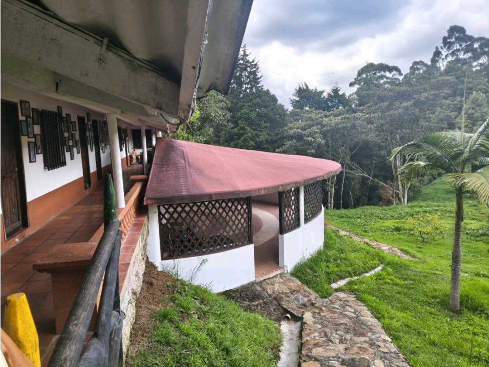 VENDO CONFORTABLE FINCA EN GUARNE PARA EVENTOS Y DEMAS UTILIDADES — foto 5