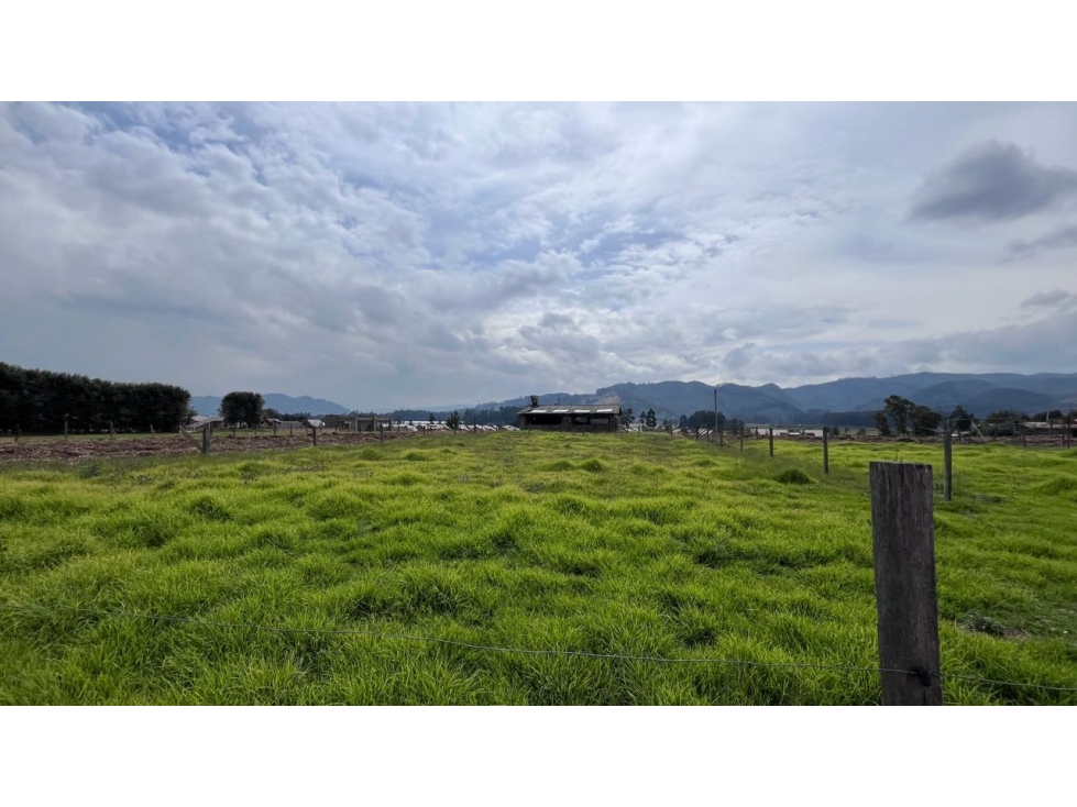 Vendo lote excelente ubicación . Uso casa campestre bifamiliar. Cajicá - 1