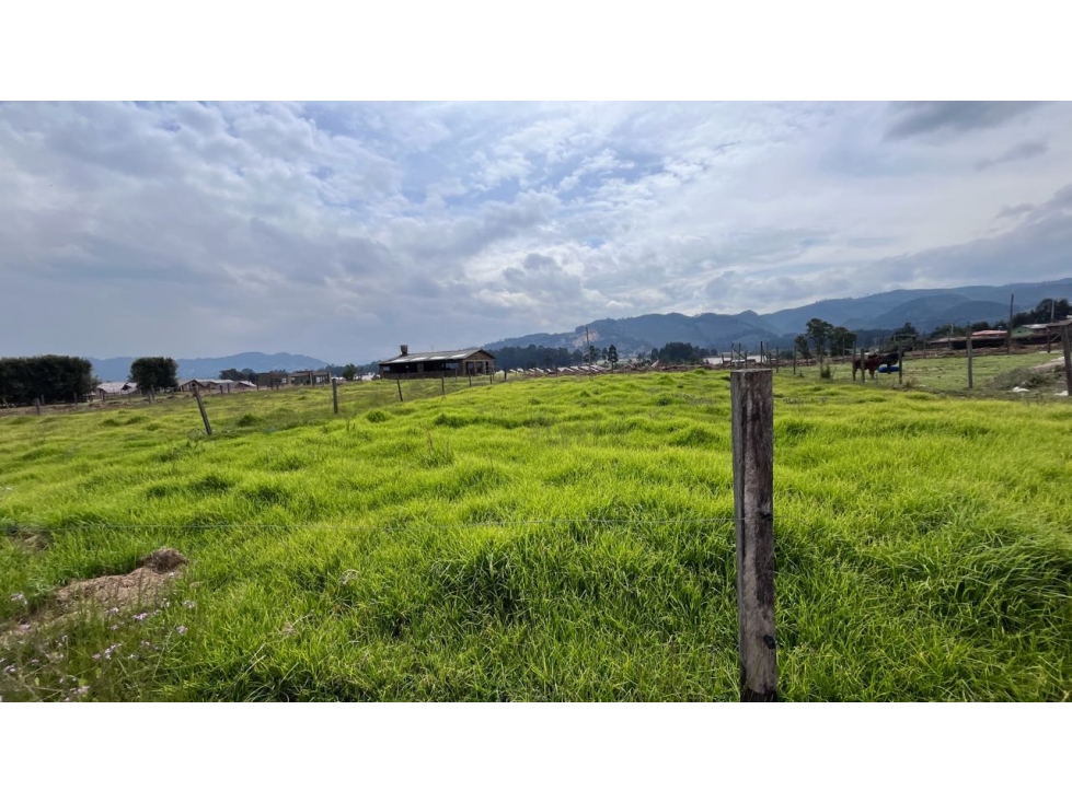 Vendo lote excelente ubicación . Uso casa campestre bifamiliar. Cajicá - 4