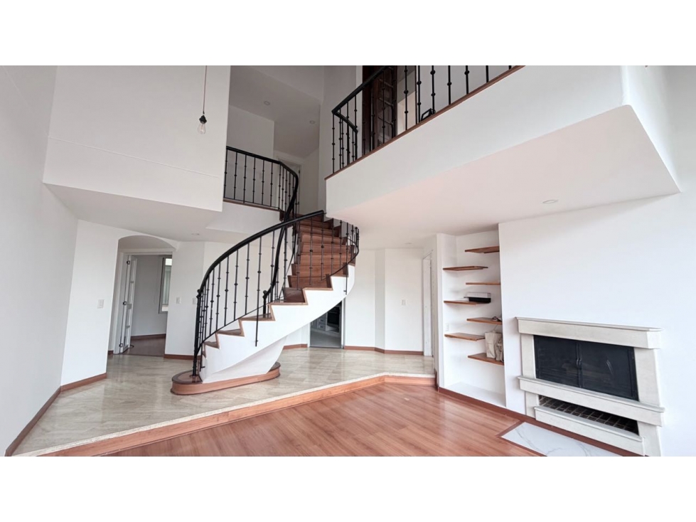 VENDO DÚPLEX REMODELADO CON VISTA PANORÁMICA EN SAN PATRICIO