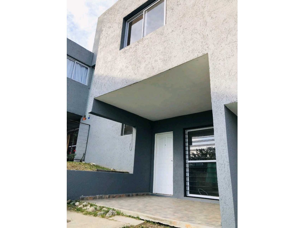 Vendo duplex carlos paz con cochera — foto 4
