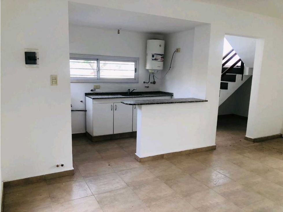 Vendo duplex carlos paz con cochera — foto 5