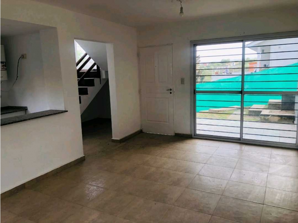 Vendo duplex carlos paz con cochera — foto 6