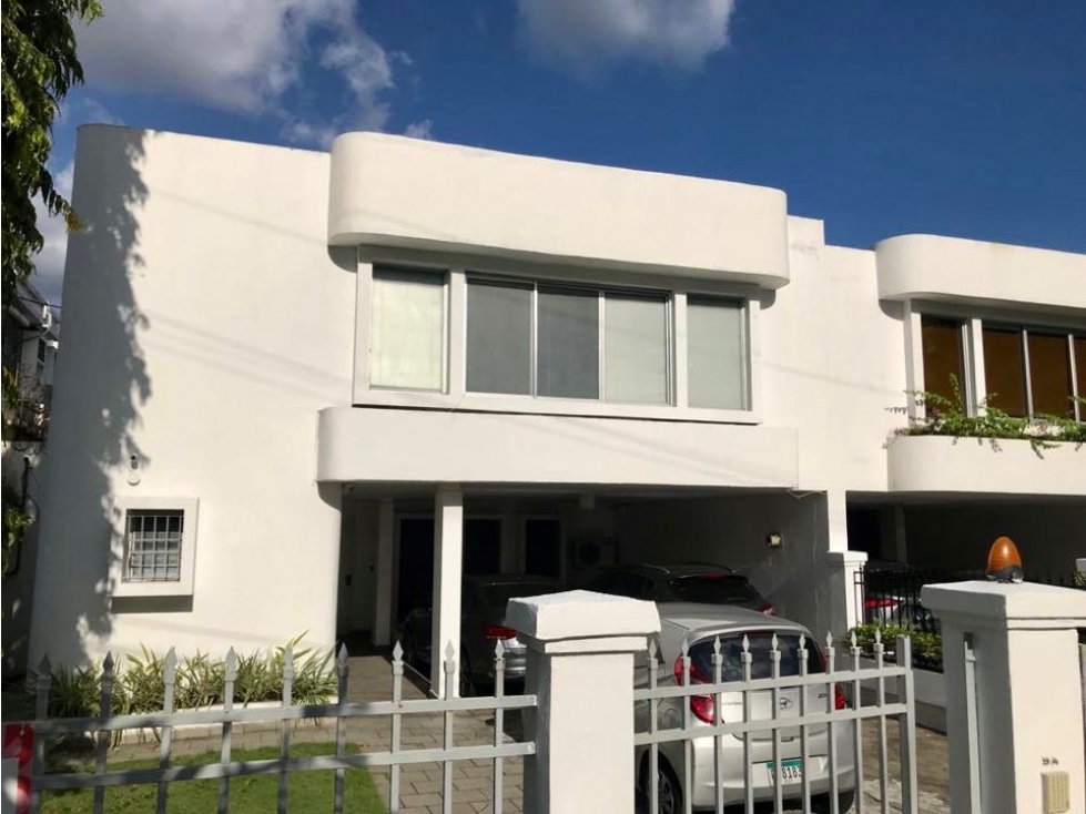 VENDO DUPLEX EN OBARRIO $950,000 — foto 2