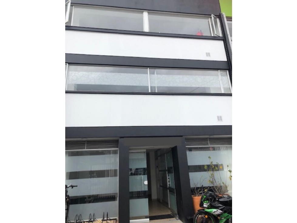 VENDO EDIFICIO COMERCIAL EN EL POLO