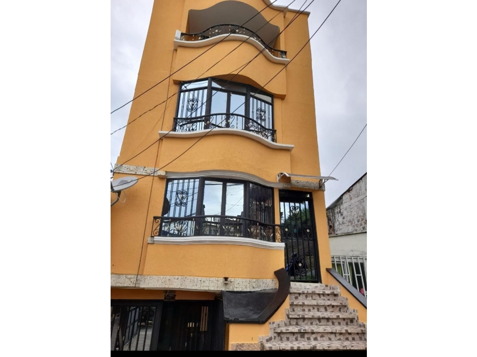 Vendo edificio de 4 apartamentos en Pereira