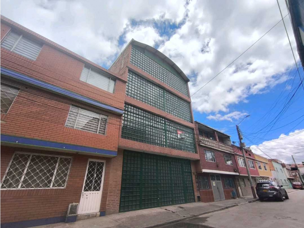 VENDO EDIFICIO DE 4 PISOS BOSA ASUZENA