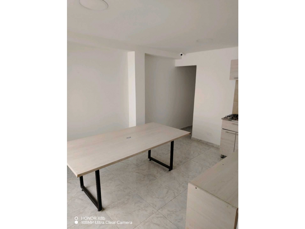 VENDO EDIFICIO DE OFICINAS DE 2 PISOS — foto 3