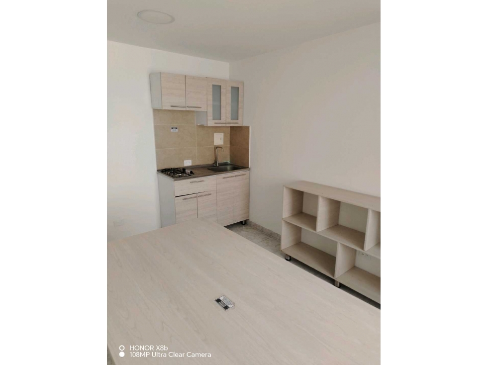 VENDO EDIFICIO DE OFICINAS DE 2 PISOS — foto 4