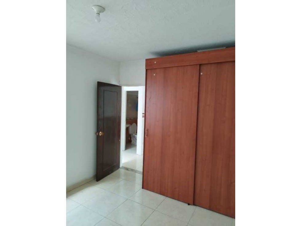 Vendo edificio en el sur de cali barrio Antonio nariño renta 6500000 — foto 6