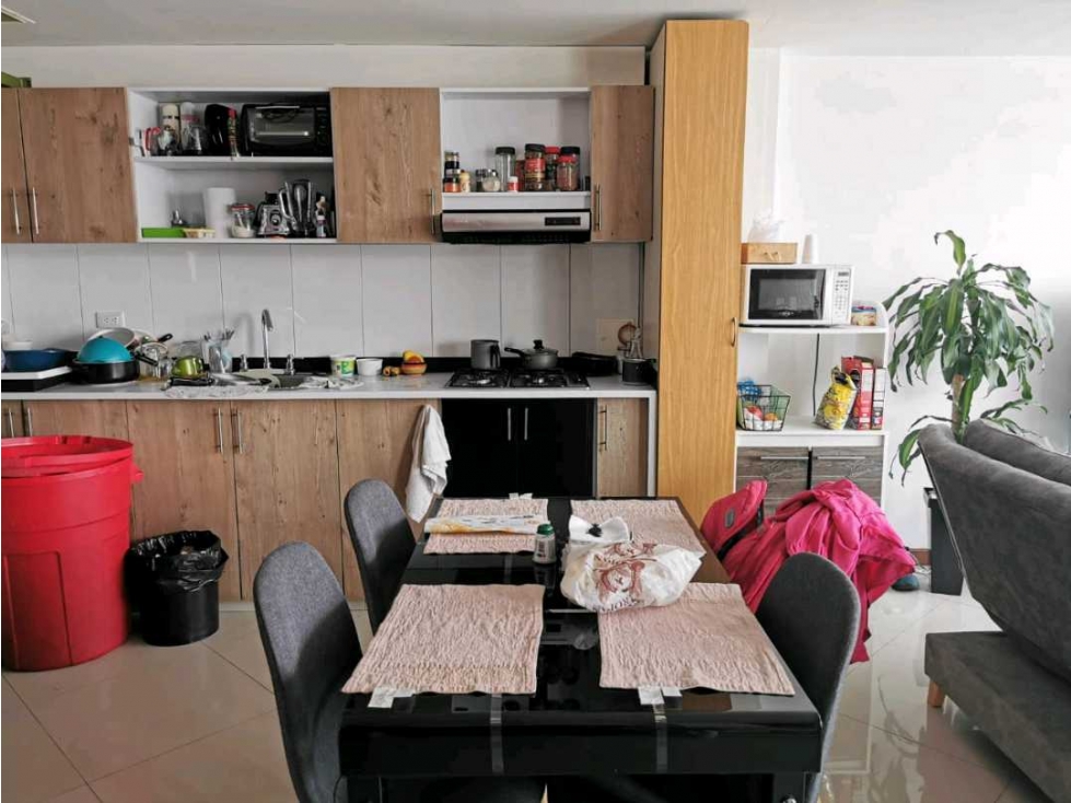 VENDO EDIFICIO RENTABLE EN LOS CEREZOS CON LICENCIA DE CONSTRUCCION - 5