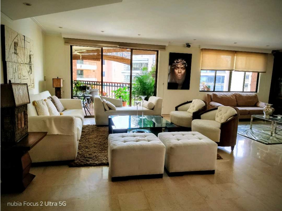 VENDO ELEGANTE APARTAMENTO EN ALTO PRADO — foto 3