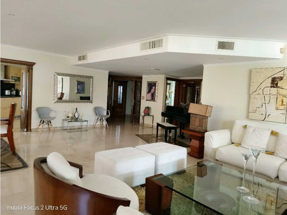 VENDO ELEGANTE APARTAMENTO EN ALTO PRADO — foto 6