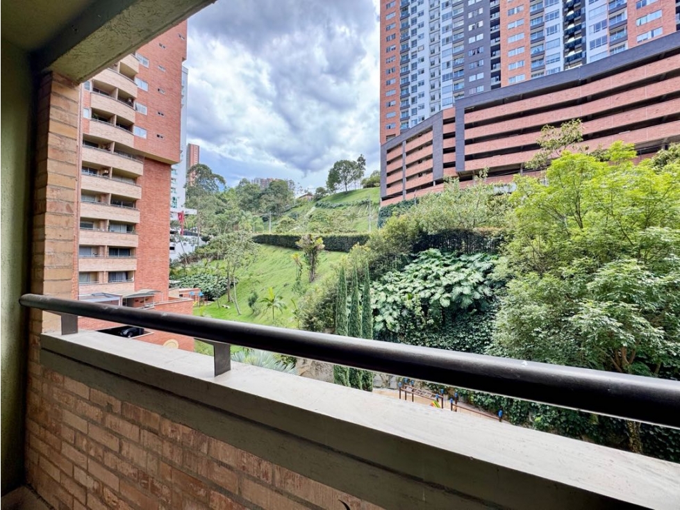 Vendo en Aves María Sabaneta 100mtrs a un súper precio reducido — foto 2