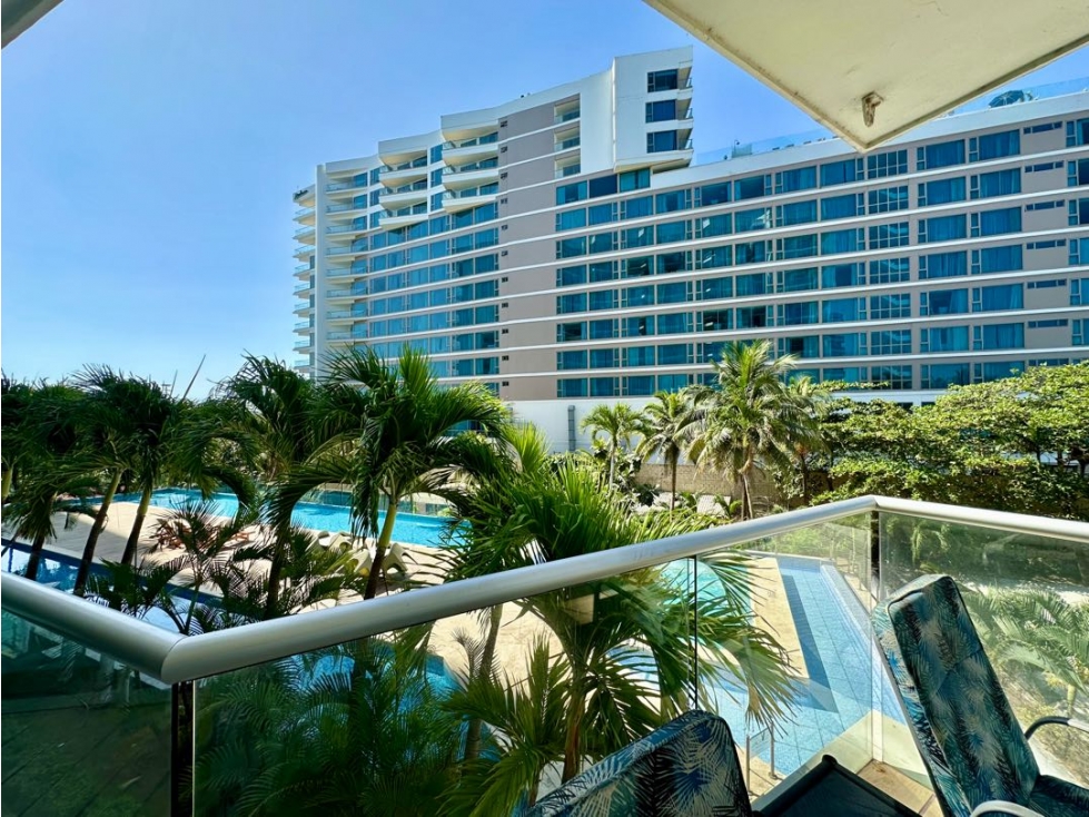 VENDO EN CARTAGENA APARTAMENTO CON SALIDA A LA PLAYA MURANO BEACH — foto 2