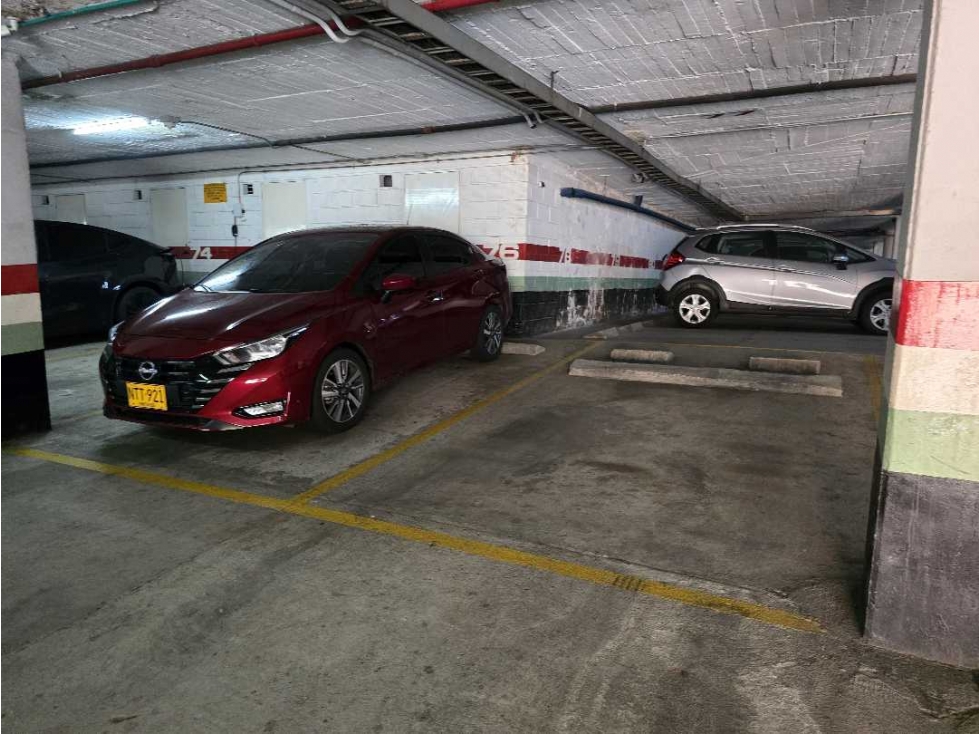 Vendo en el Poblado cerca a Oviedo — foto 6