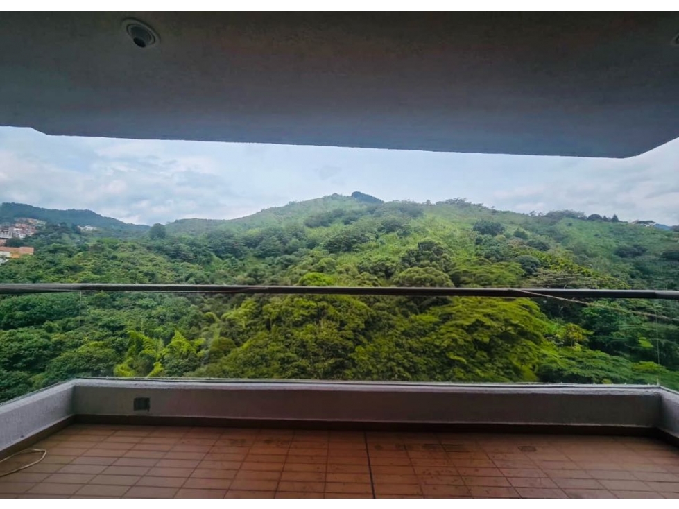 Vendo en la loma de los Bernal