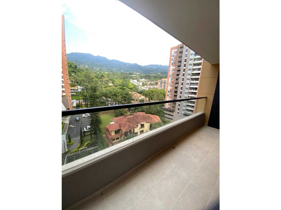 vendo en el Poblado Coral living — foto 2