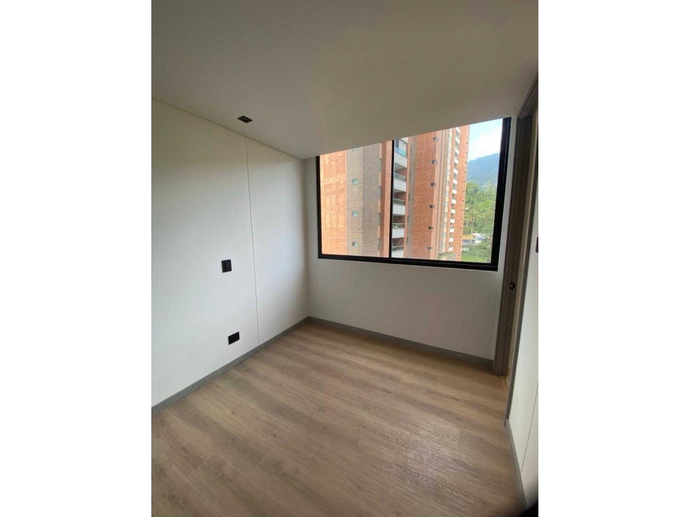 vendo en el Poblado Coral living — foto 6