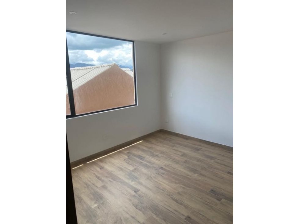 VENTA ESPECTACULAR APARTAMENTO CHIA - 4