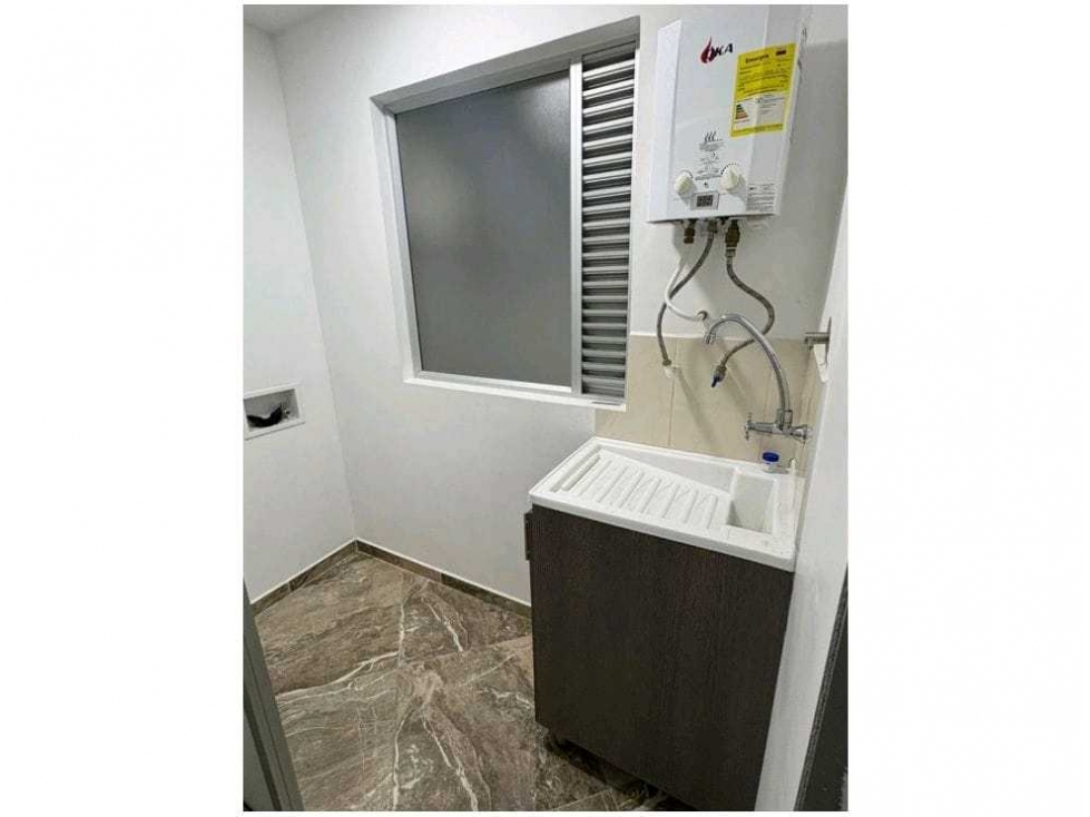 VENDO ESPECTACULAR APARTAMENTO CUARTO PISO EN BARRIO OBRERO BELLO — foto 4