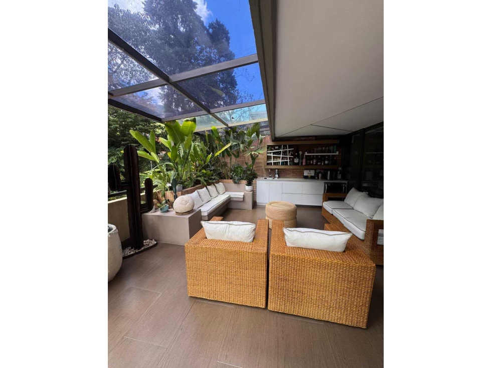 Vendo espectacular Apartamento cerca al Tesoro — foto 6