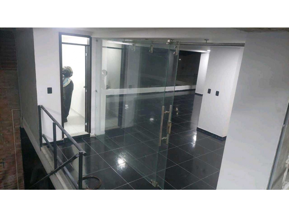 VENDO ESPECTACULAR BODEGA INDUSTRIAL EN CALARCA QUINDIO - 1