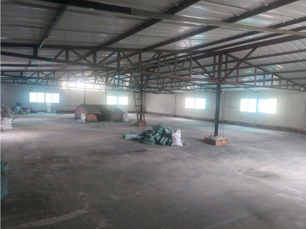 VENDO ESPECTACULAR BODEGA INDUSTRIAL EN CALARCA QUINDIO - 5