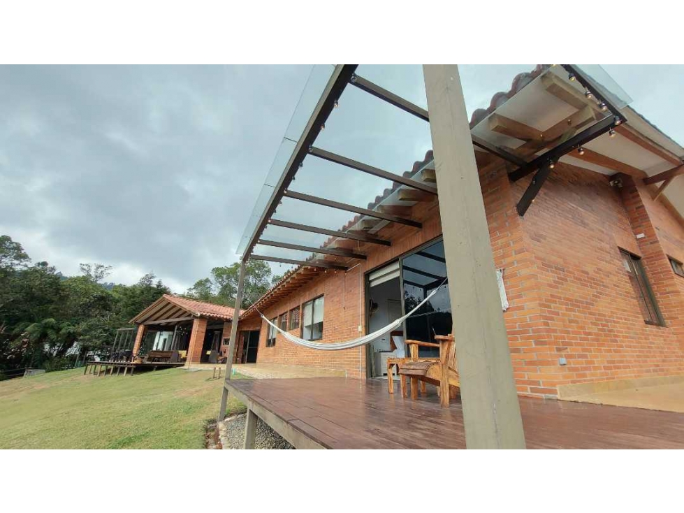 Vendo espectacular Casa Campestre Alto del Escobero — foto 2