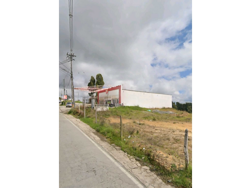 Vendo Espectacular Lote Comercial San Félix Bello — foto 3