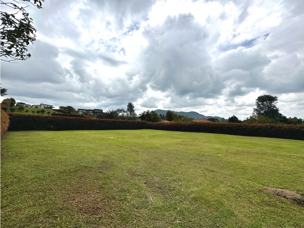 Vendo espectacular lote plano en Parcelación vía San Antonio La Ceja — foto 2