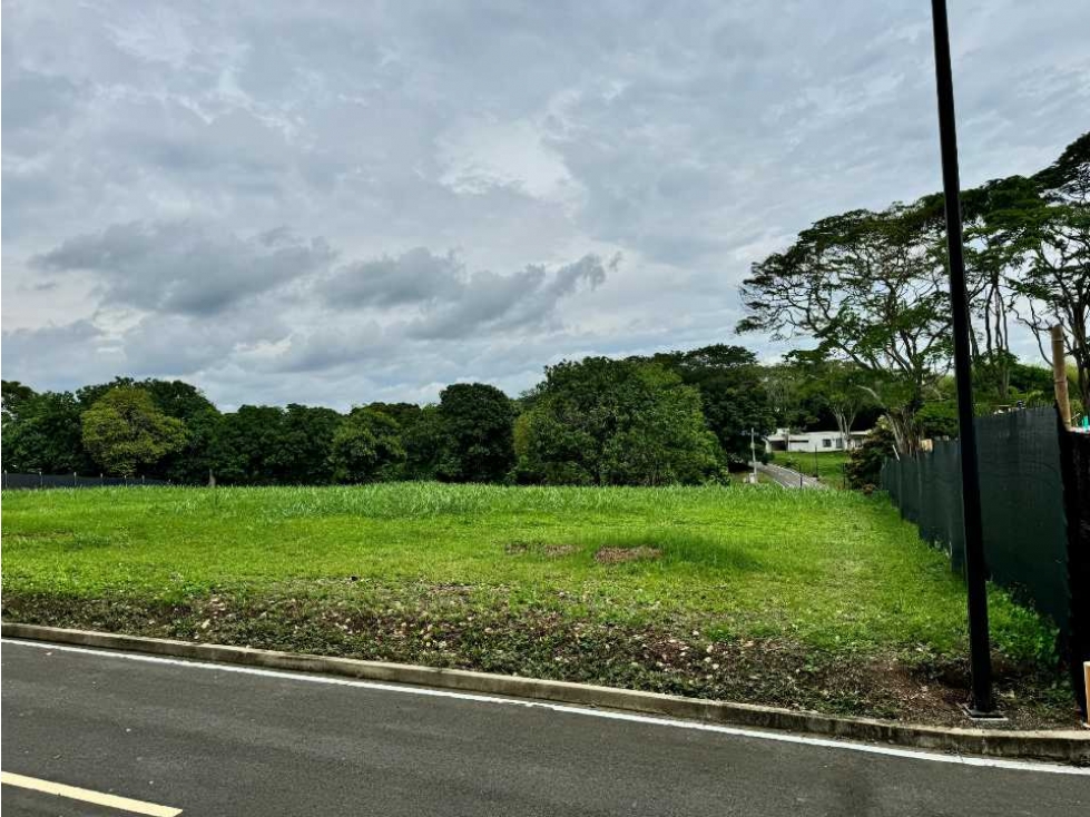 VENDO ESPECTACULAR LOTE SECTOR EL TIGRE CERRITOS PEREIRA