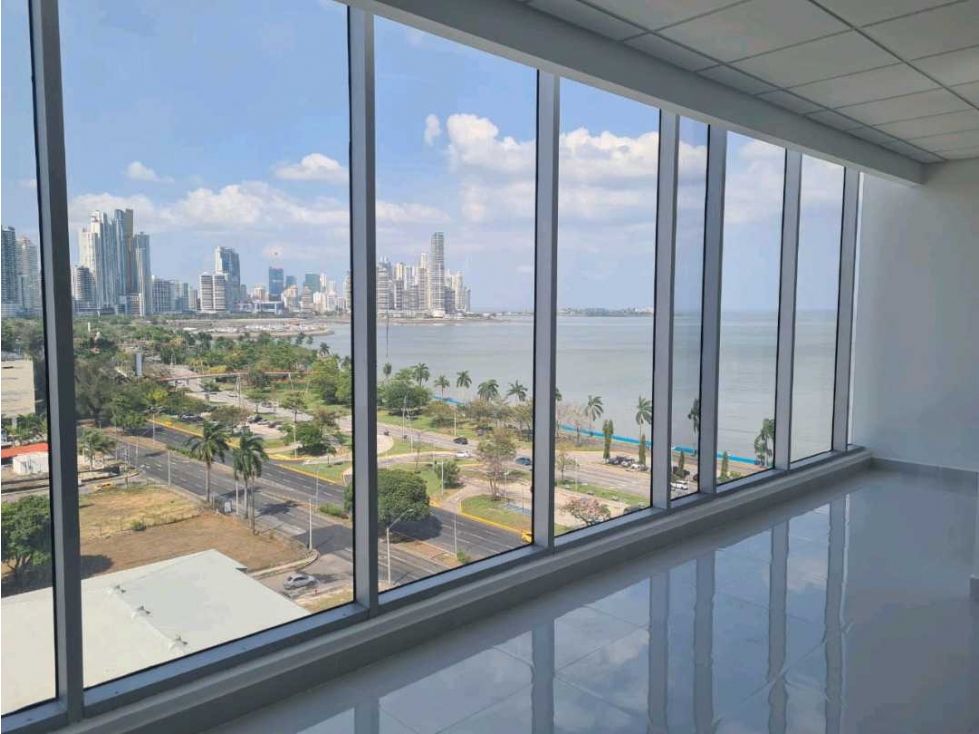 VENDO ESPECTACULAR OFICINA EN BALBOA OFFICE CENTER VISTA A LA BAHIA. — foto 3