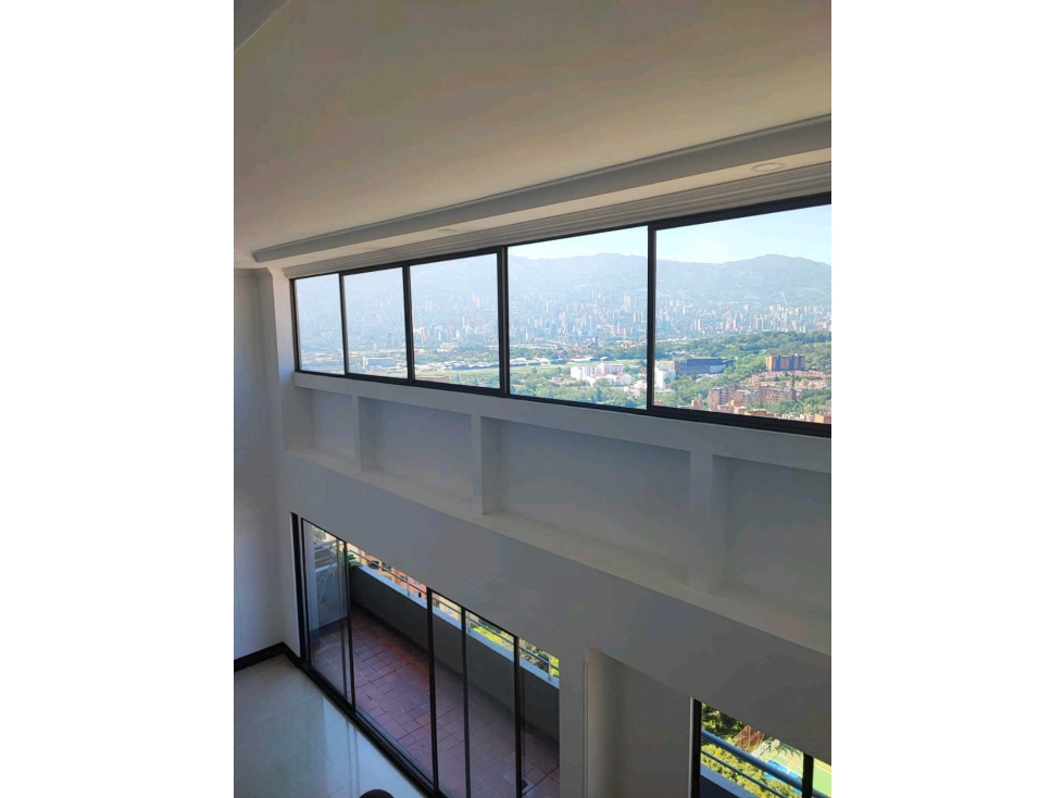 VENDO ESPECTACULAR PENTHOUSE EN LOMA DE LOS BERNAL — foto 5
