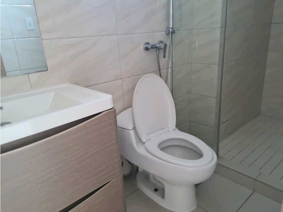 VENDO EXCELENTE APARTAMENTO EN TORRES DE CASTILLA VÍA ESPAÑA.CON.BONO — foto 5