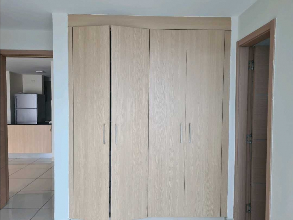 VENDO EXCELENTE APARTAMENTO EN TORRES DE CASTILLA VÍA ESPAÑA.CON.BONO — foto 6