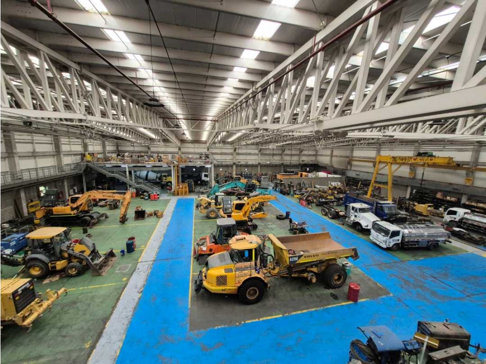 VENDO EXCELENTE BODEGA INDUSTRIAL, SIBERIA CALLE 80 PARQUE INDUSTRIAL - 2