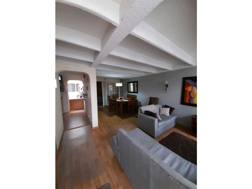VENDO EXCELENTE CASA CON POSIBILIDAD DE AMLIACION BUENA ILUMINACION — foto 5