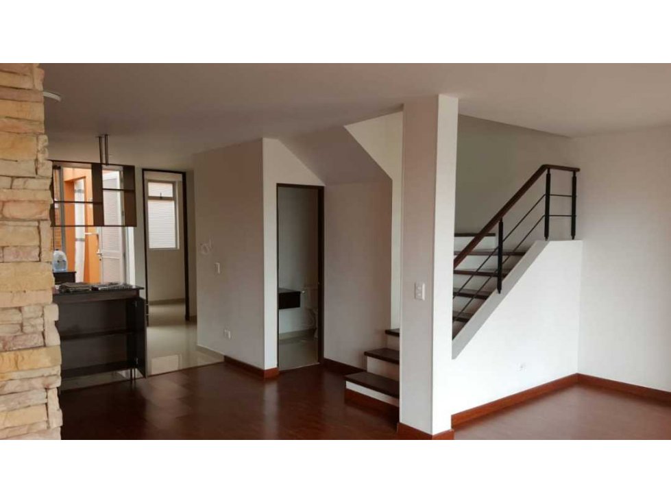 VENDO EXCELENTE CASA LA BALSA CHIA. CONJUNTO ASTURIAS DE SANTILLANA — foto 4