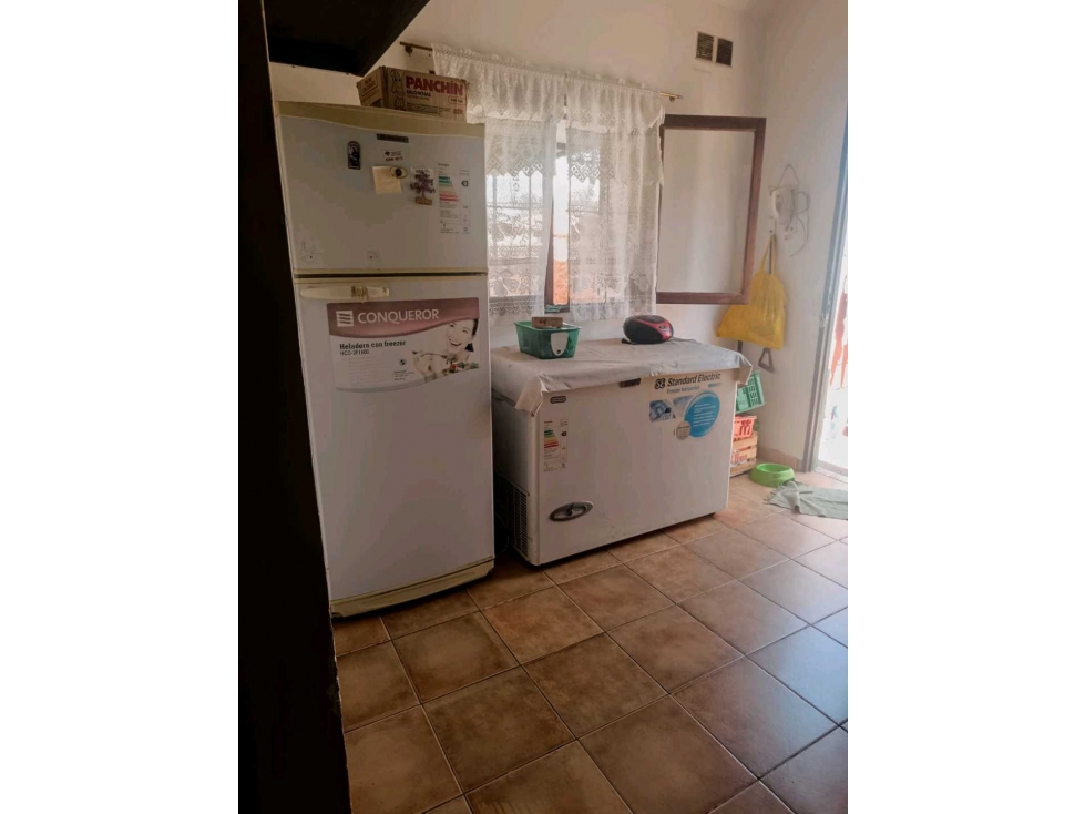 Casa dos dormitorios cerca del lago en carlos paz - 4