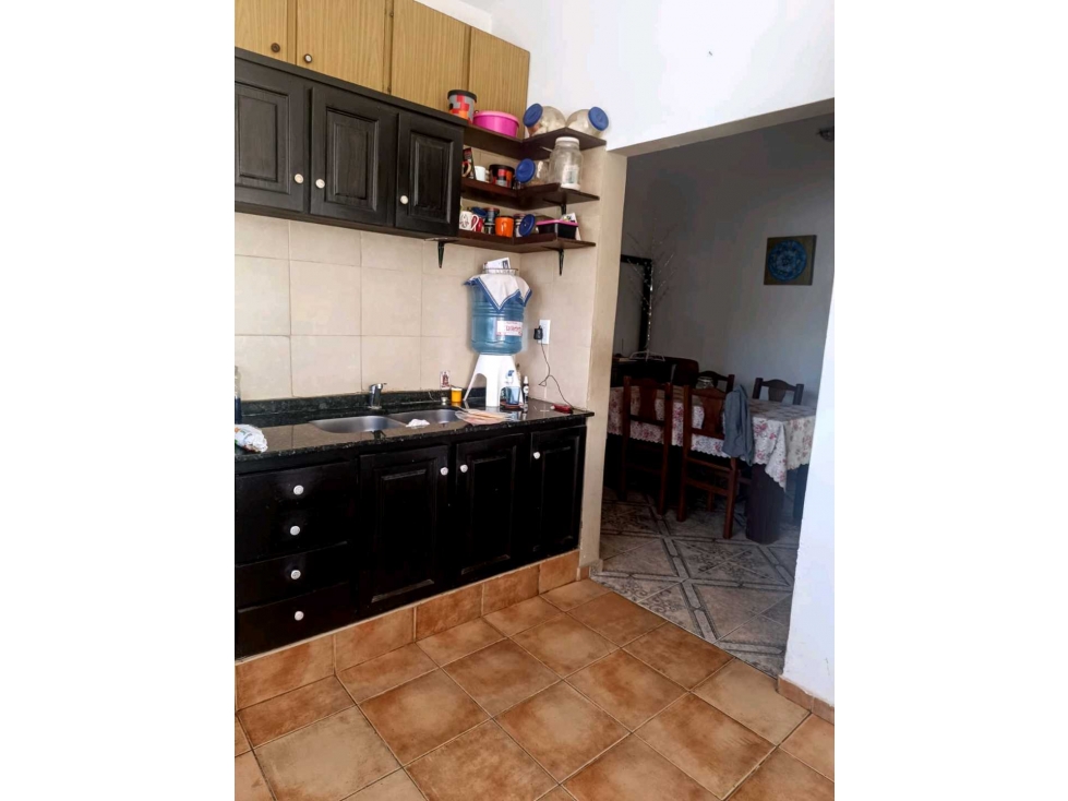 Casa dos dormitorios cerca del lago en carlos paz - 5