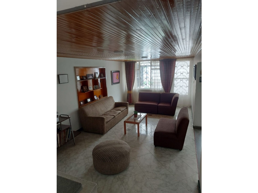 VENDO EXCELENTE PROPIEDAD EN BARRIO J.J VARGAS BOGOTÁ — foto 3