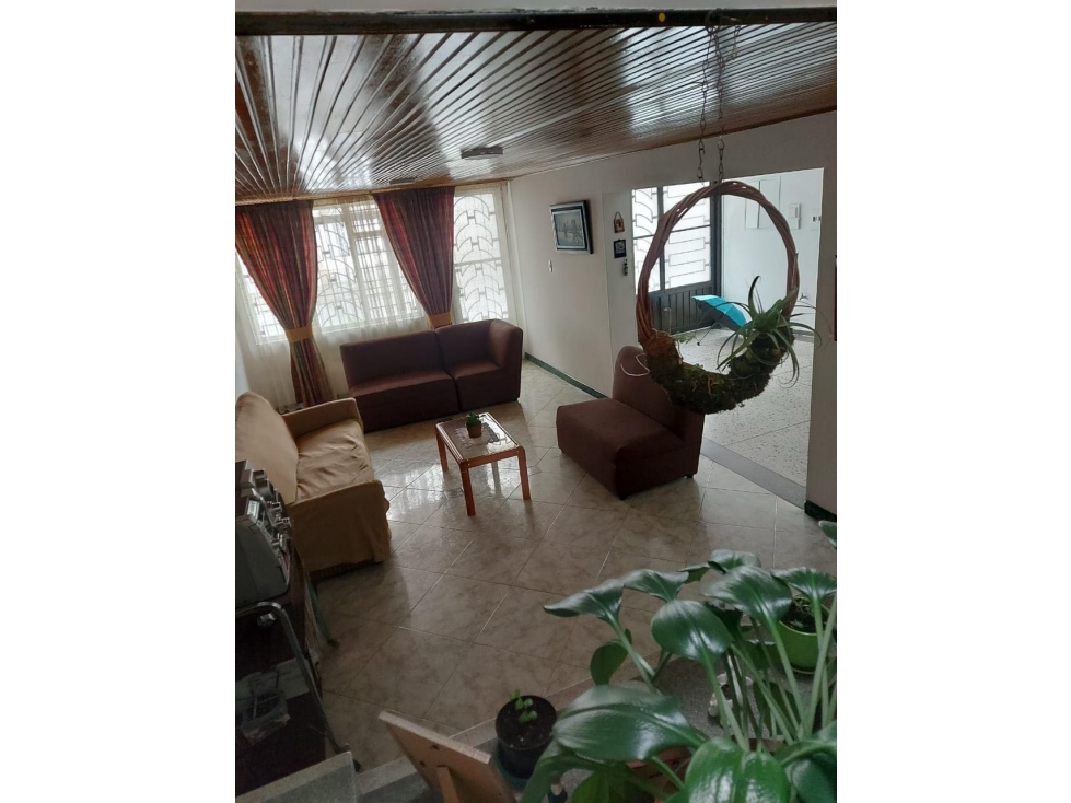 VENDO EXCELENTE PROPIEDAD EN BARRIO J.J VARGAS BOGOTÁ — foto 4